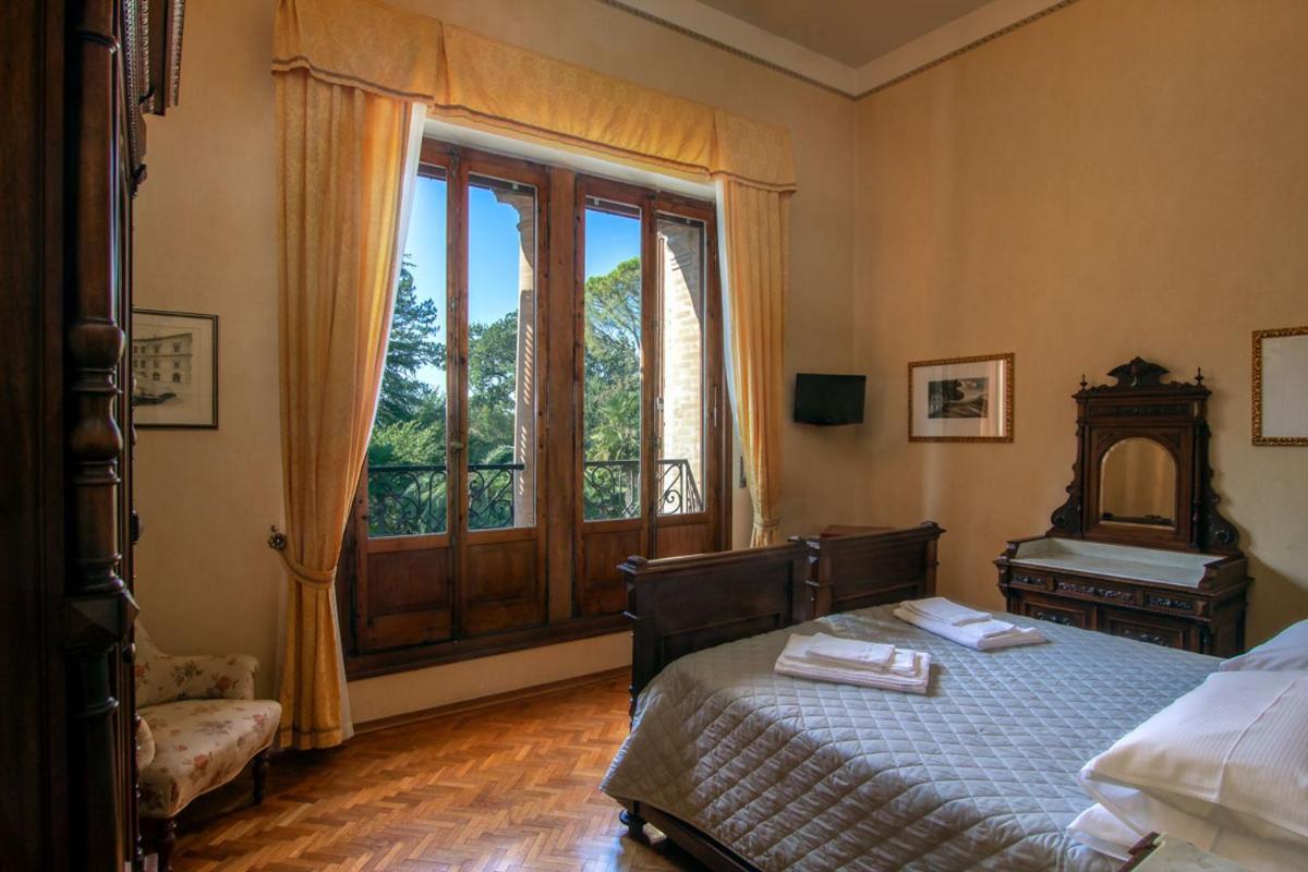 Hotel Villa Quiete Montecassiano Esterno foto