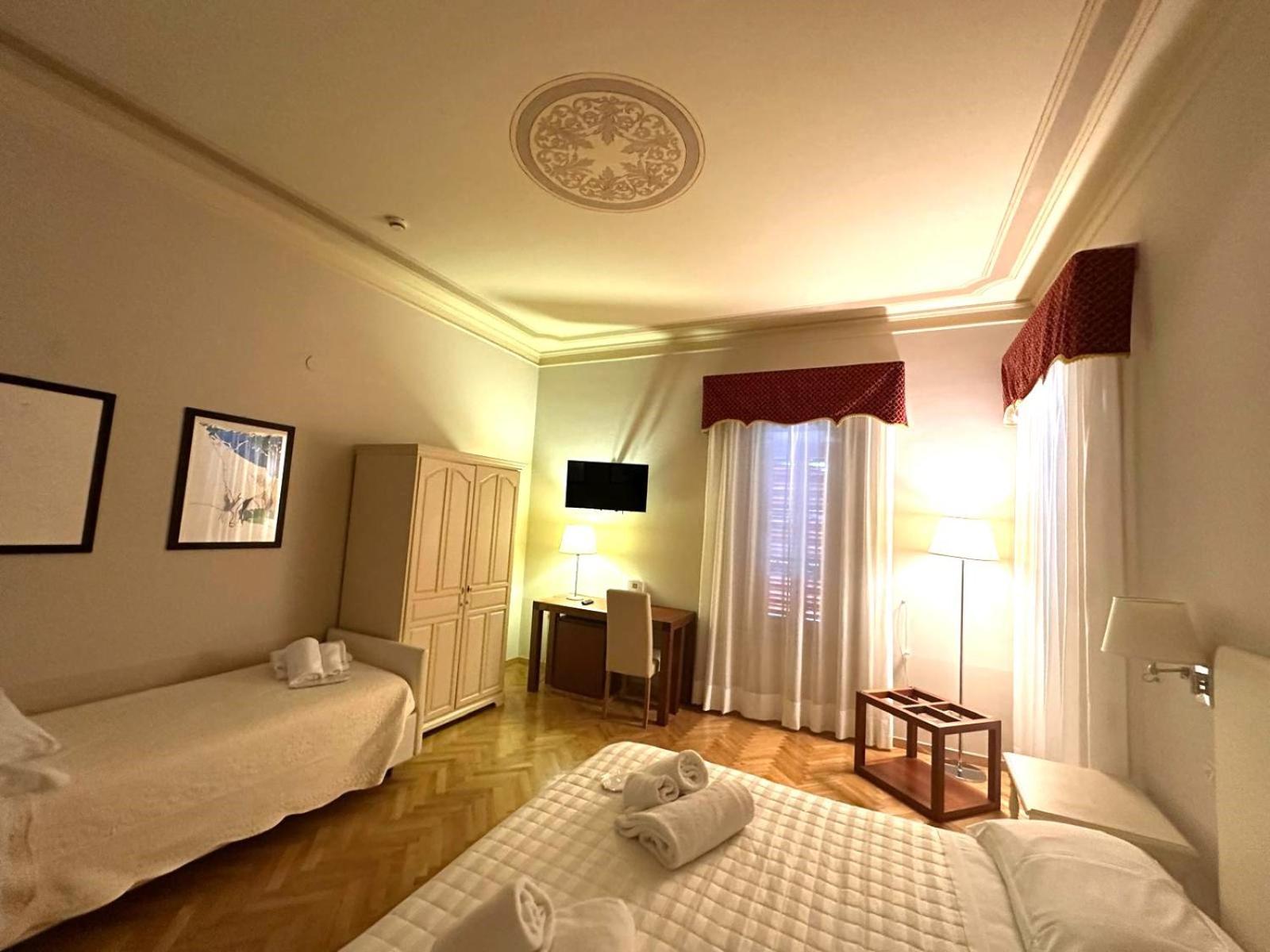 Hotel Villa Quiete Montecassiano Esterno foto