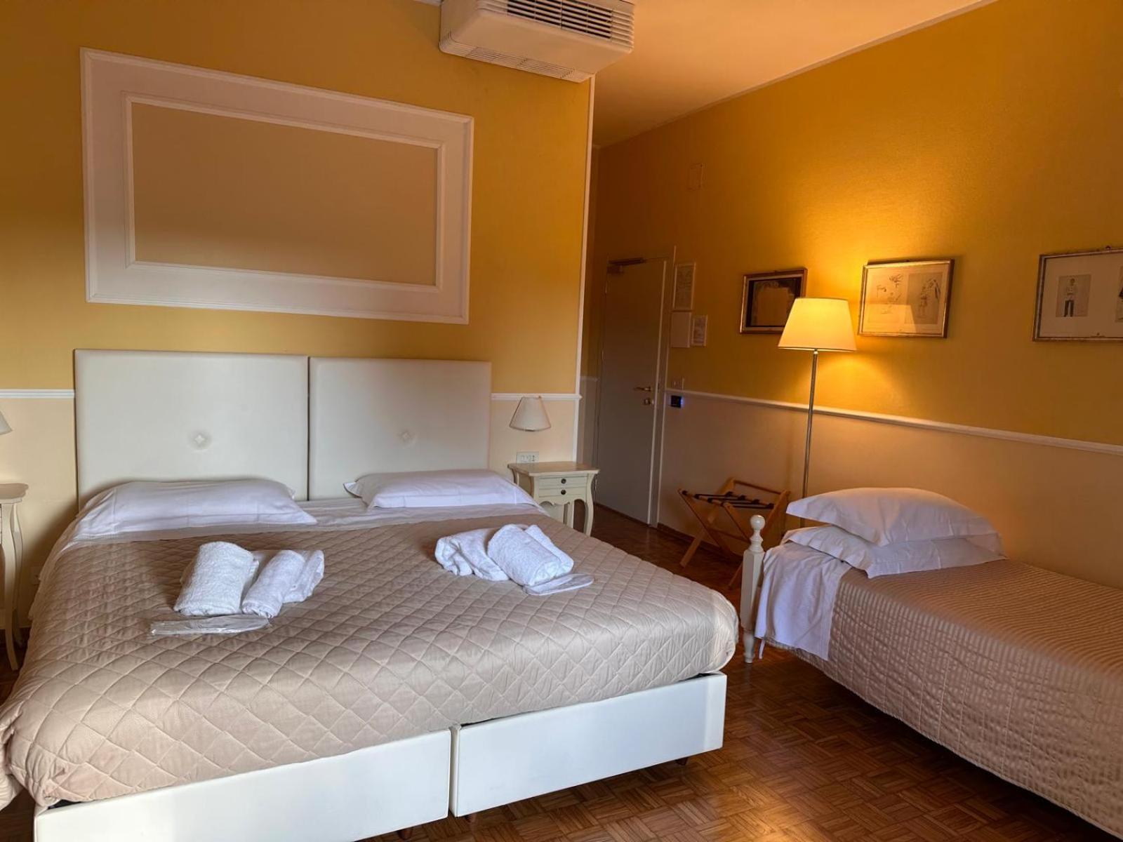Hotel Villa Quiete Montecassiano Esterno foto